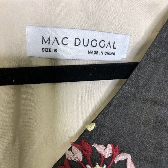 Mac Duggal 79361 EMBROIDERED BISHOP SLEEVE V NECK GOWN Black Multi Sz 6 - $798 - Picture 4 of 15